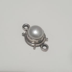 2/$20 Link Sterling Silver with Cultured Freshwater Pearl (Bleached) 18x10mm